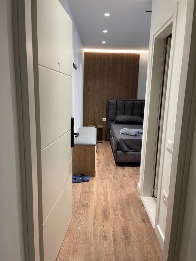 Downtown Studio Apartments Τίρανα Εξωτερικό φωτογραφία